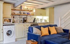 Weavers Cottage